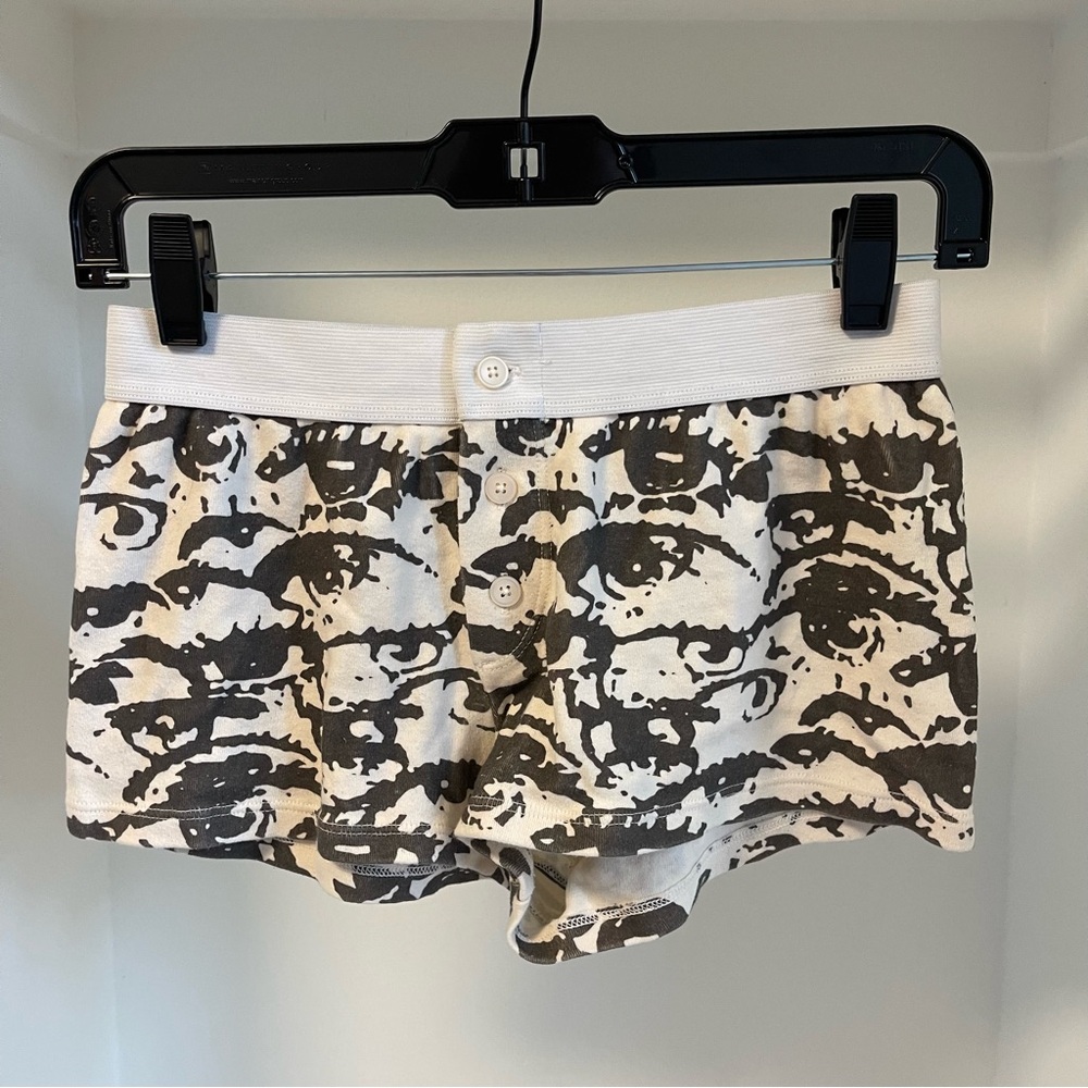 Brandy Melville Graphic Print Boxer Shorts